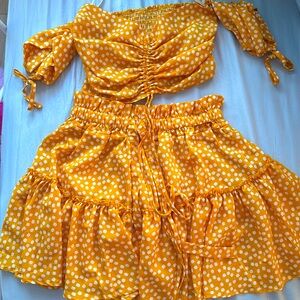 Yellow two pieces outfit